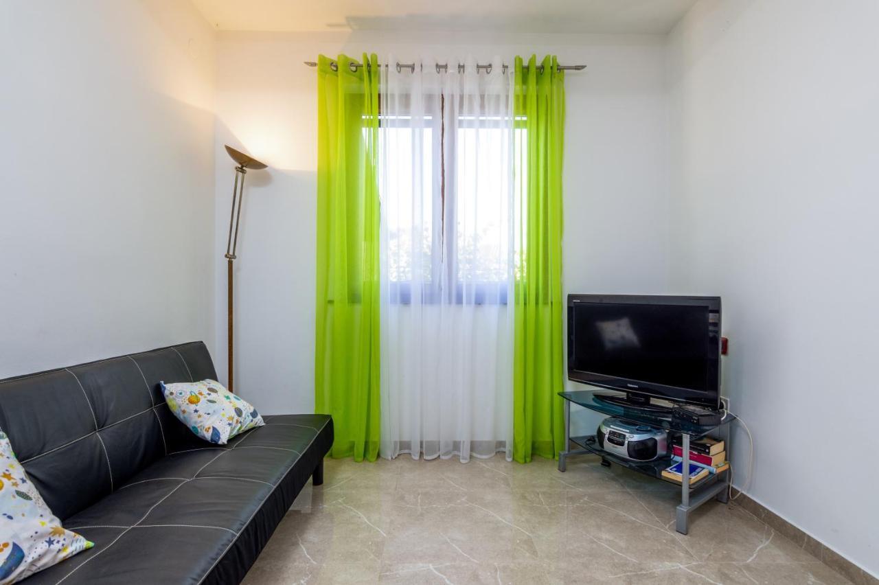 Apartments With A Parking Space Medulin - 7494 Luaran gambar